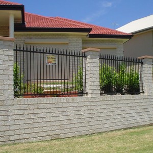 Five Benefits of Security Fencing for Your Home | FenceCorp